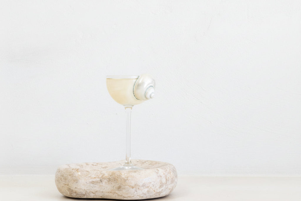 Conch Shell Cocktail Glass: Glass Stem